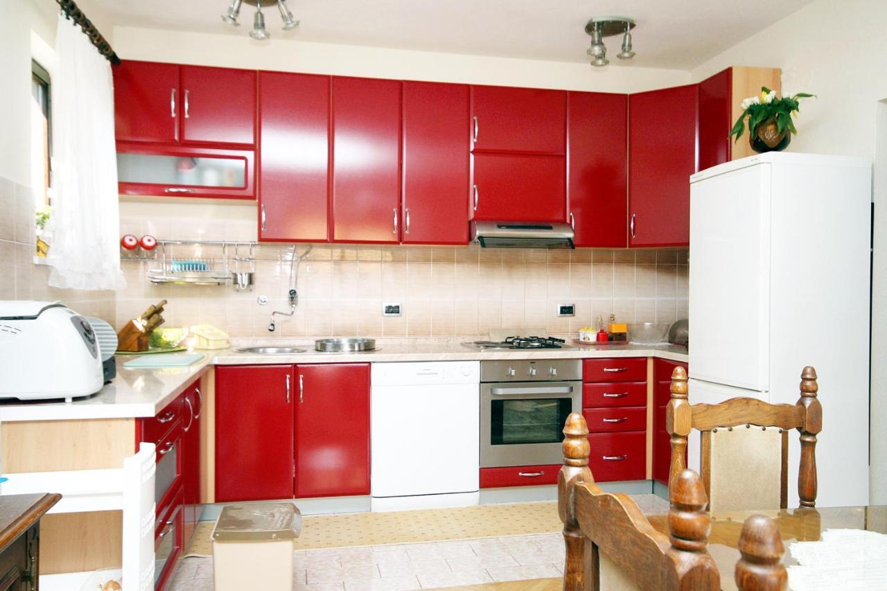 Apartments By The Sea Brgulje, Molat - 6241 Bagian luar foto